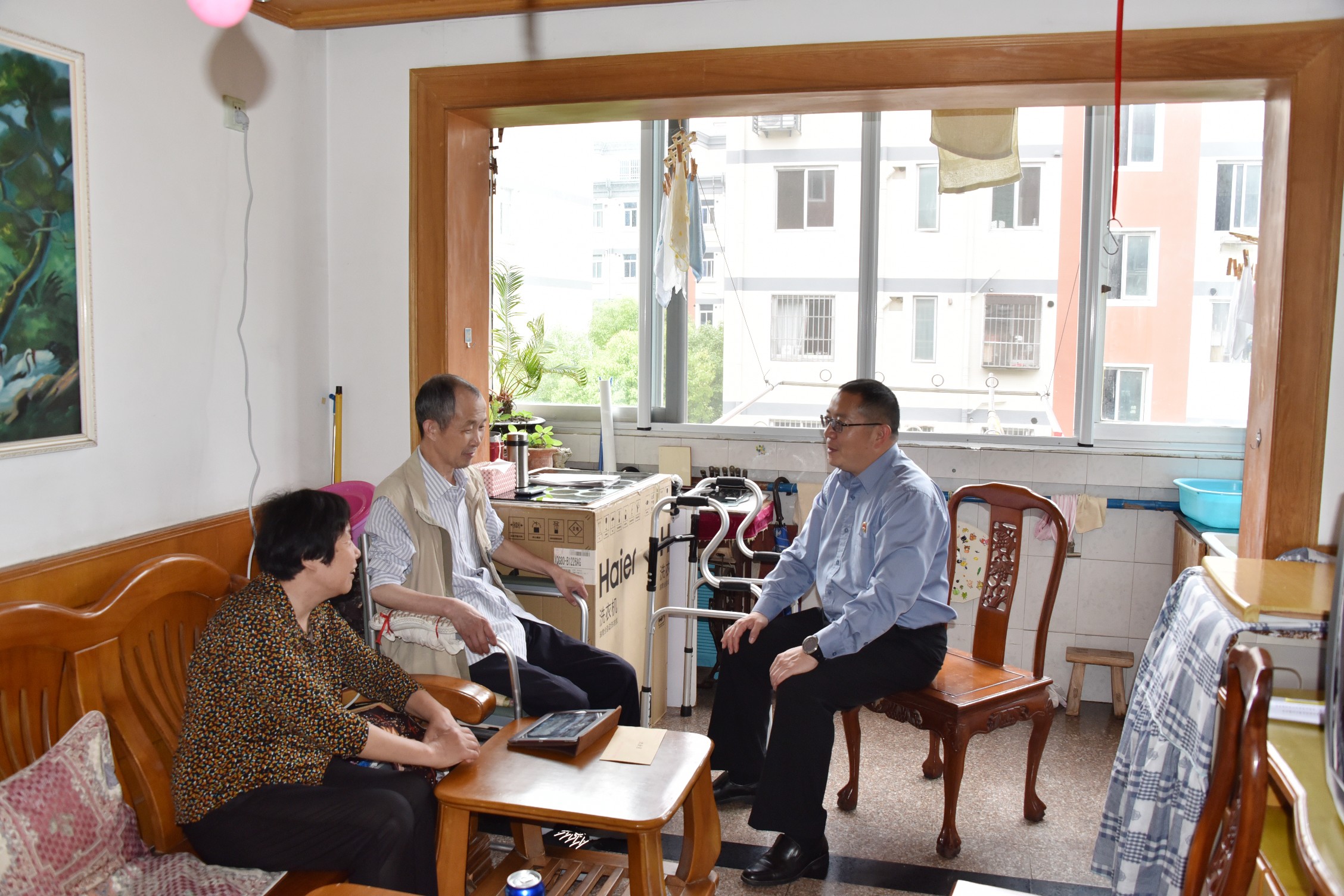 E:\u5916网更新\u677e检动态？9.26慰问老党员(744).jpg